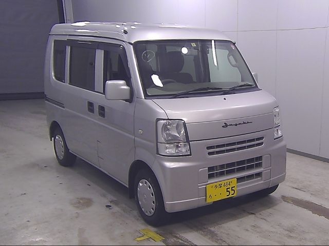 10094 Nissan Clipper van DR64V 2014 г. (Honda Tokyo)